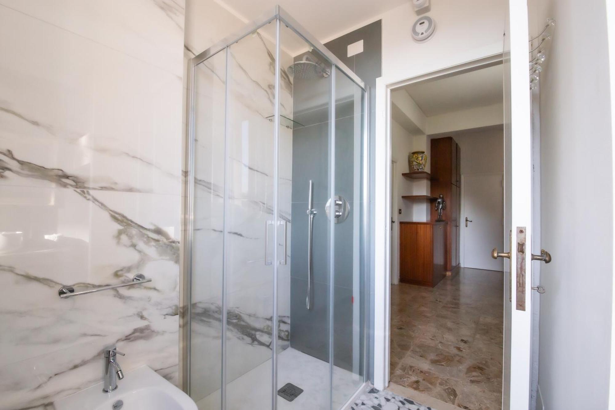 ארצו Domus Umberto - Guest House מראה חיצוני תמונה
