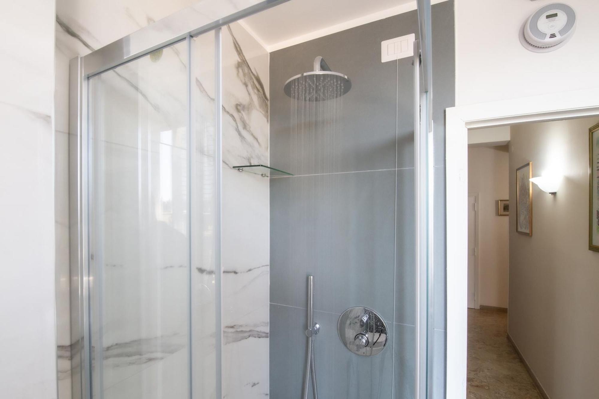 ארצו Domus Umberto - Guest House מראה חיצוני תמונה